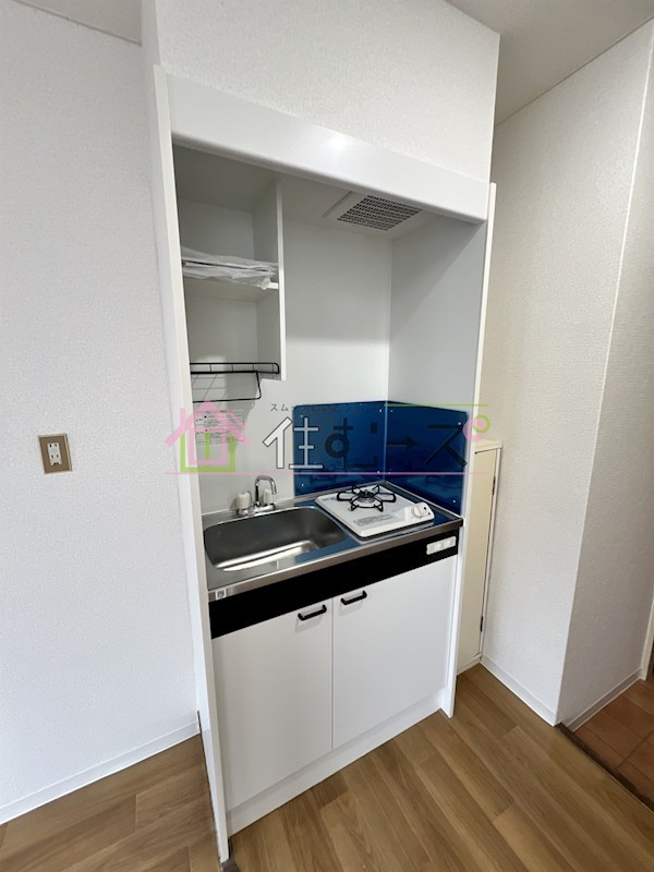 西三国共栄マンション キッチン