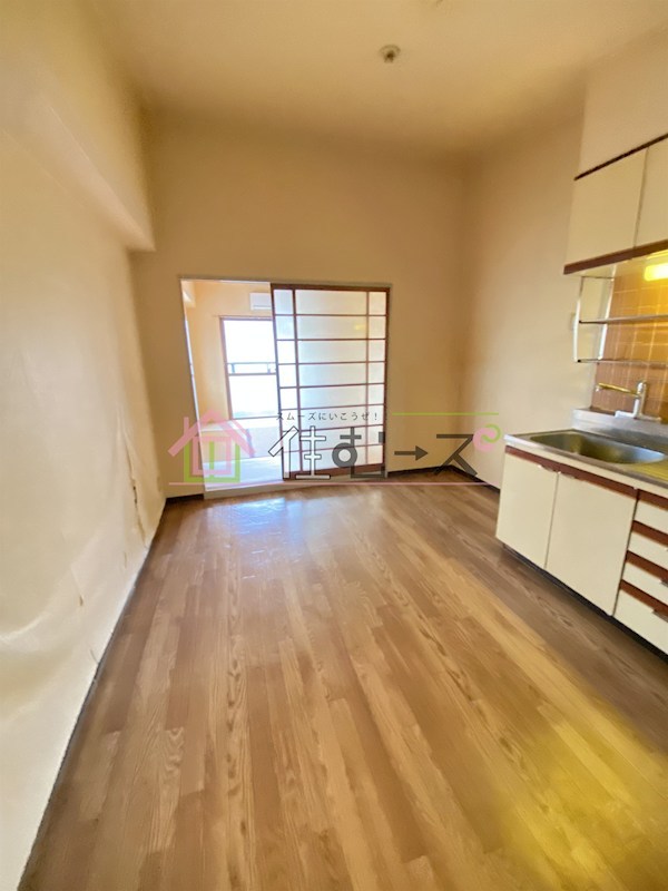 サンサーラ翁 リビング