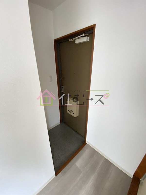 ムーンライト大桐 玄関