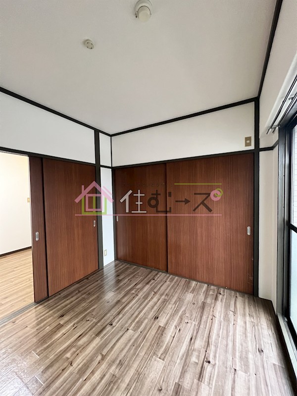 グランドハイツ三津屋北 リビング