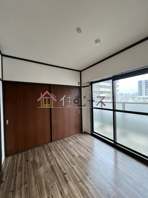 グランドハイツ三津屋北 ベッドルーム