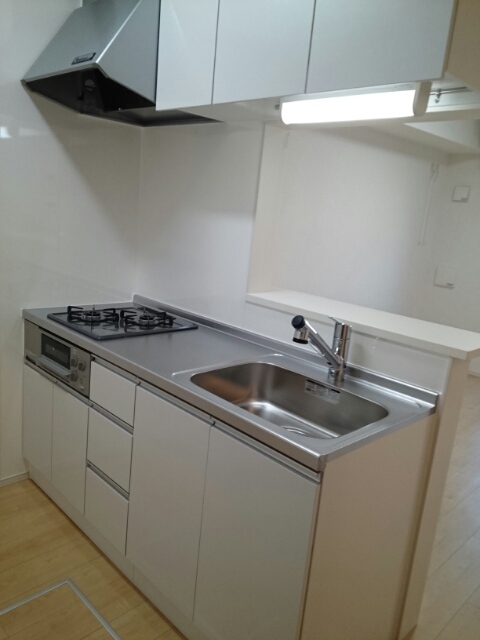 グランソレイユ楠葉Ⅲ キッチン