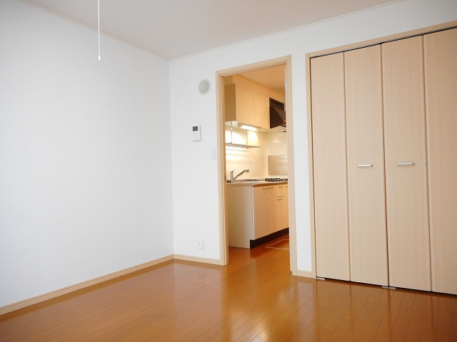 ハイツ東大手 リビング