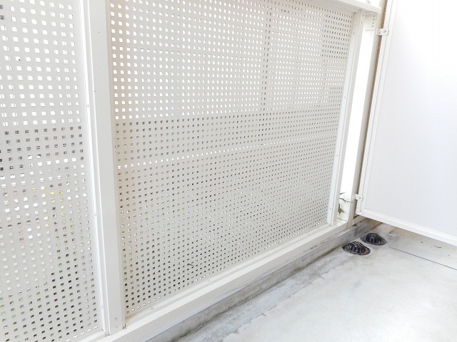 ハイツ東大手 ベランダ