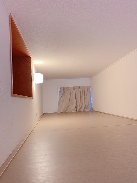 レオパレスみどり ベッドルーム