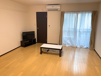 クレイノ宝塚東 リビング