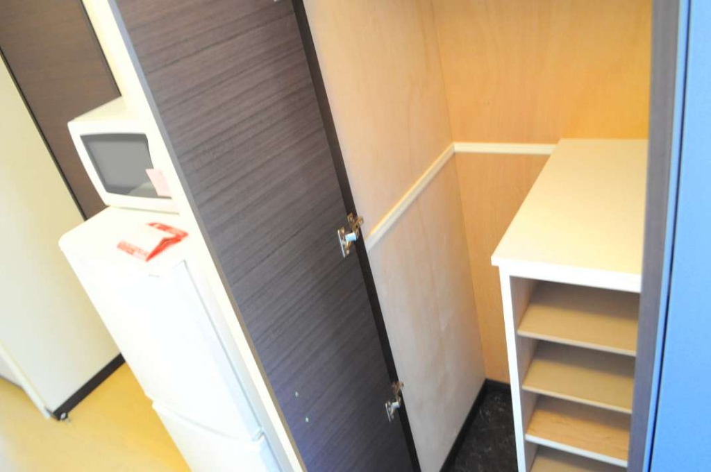 レオネクストうねの 玄関