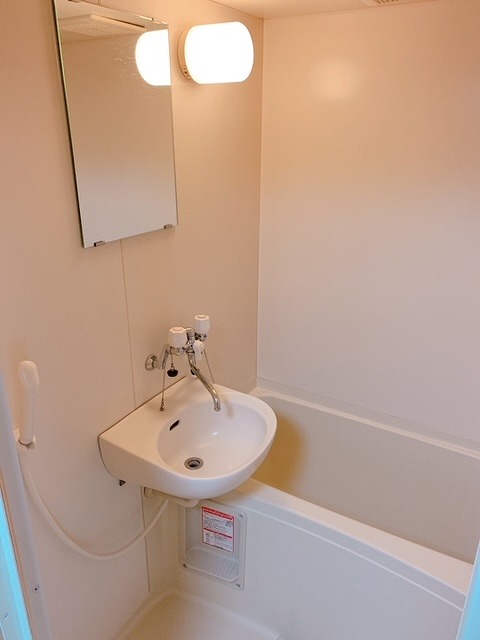 レオパレスクレスト 風呂画像