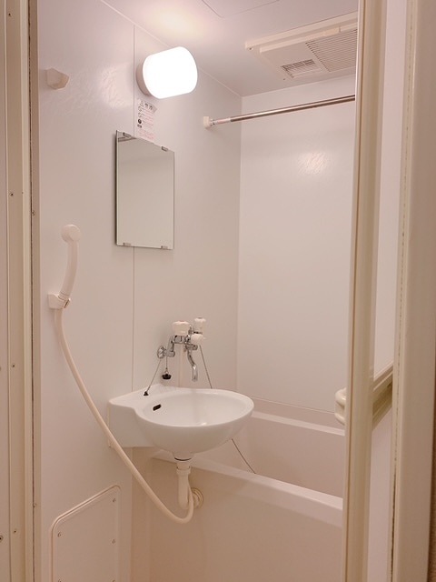 レオパレスＣＯＺＹ 風呂画像