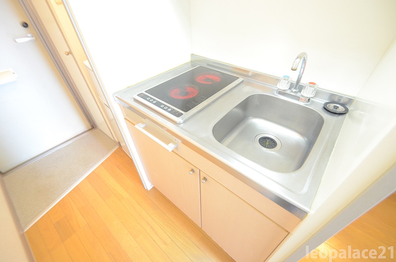 レオパレスヒライ キッチン