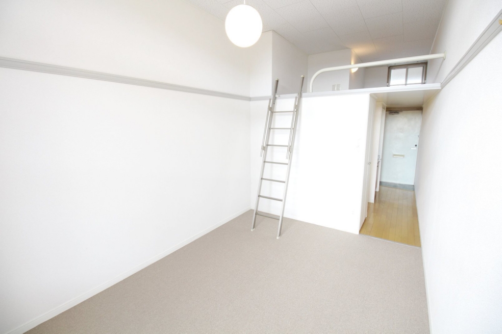 レオパレスひまわり リビング