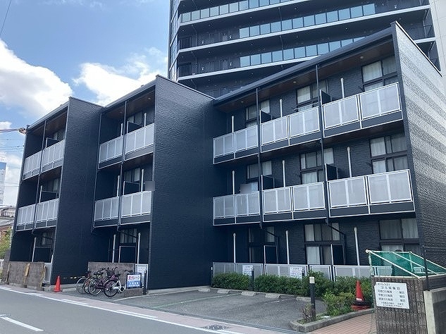 レオパレスルミエール森彦 外観