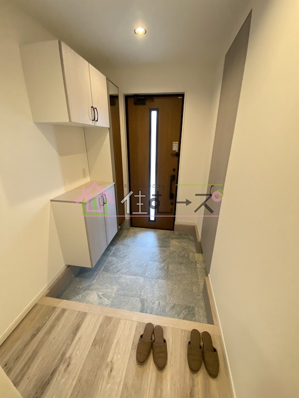 鶴町3丁目④ 貸家 玄関