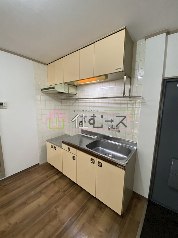 アーニング西加賀屋3番館 キッチン