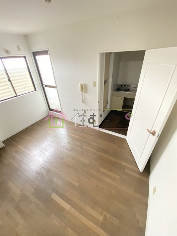 リヴァー住之江 ベッドルーム