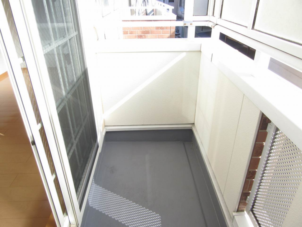 ジュネスコート ベランダ