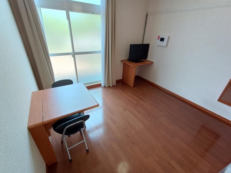 レオパレス飛鳥 リビング