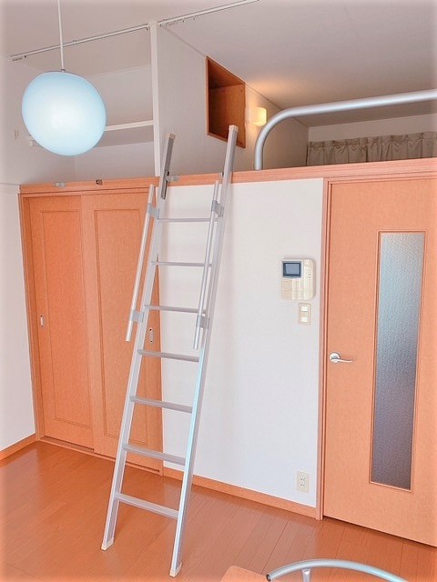 レオパレスインペリアル ベッドルーム