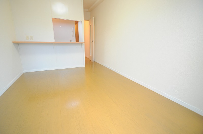 レオパレス田原台 リビング