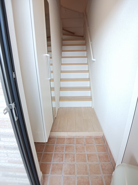 ネオ　レジデンス 玄関