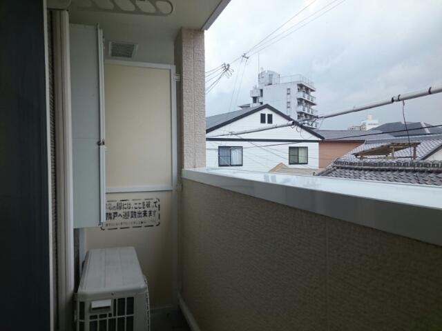 シャロル　Ⅲ ベランダ