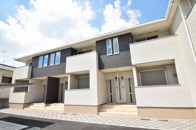 フェリーチェ・レガーロ 外観