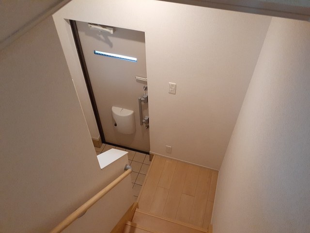 ミルトモンド 玄関