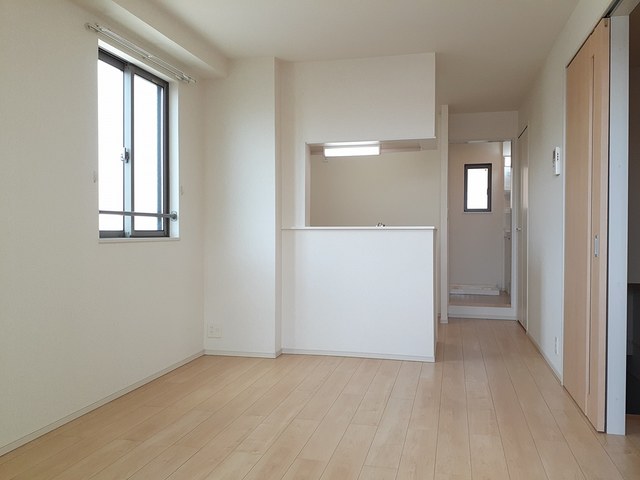 ミルトモンド リビング