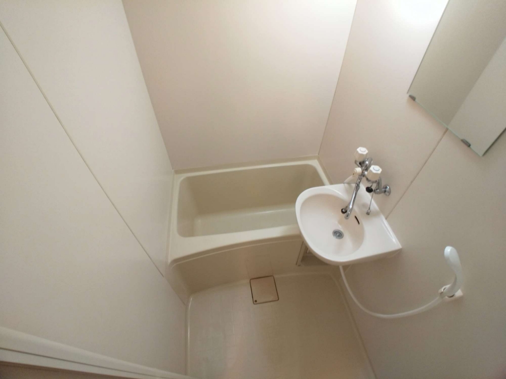 レオパレスサン・マック 風呂画像