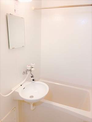 レオパレスパッシィオーネ 風呂画像