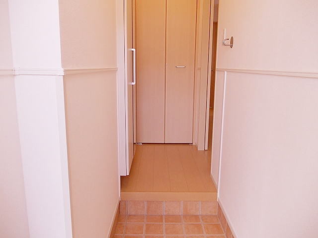 スペーシアⅡ号館 玄関