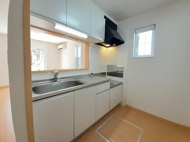 トゥージュール　アンサンブル キッチン