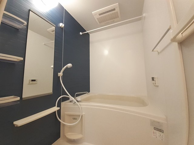 トゥージュール　アンサンブル 風呂画像