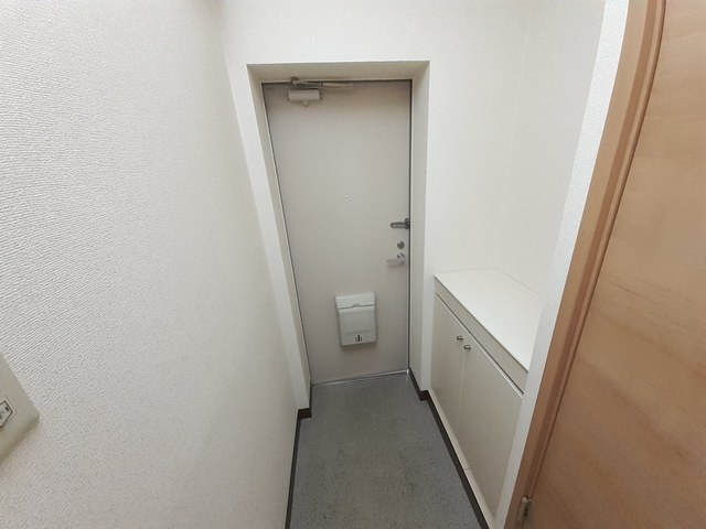 フロレスタ・フジ 玄関