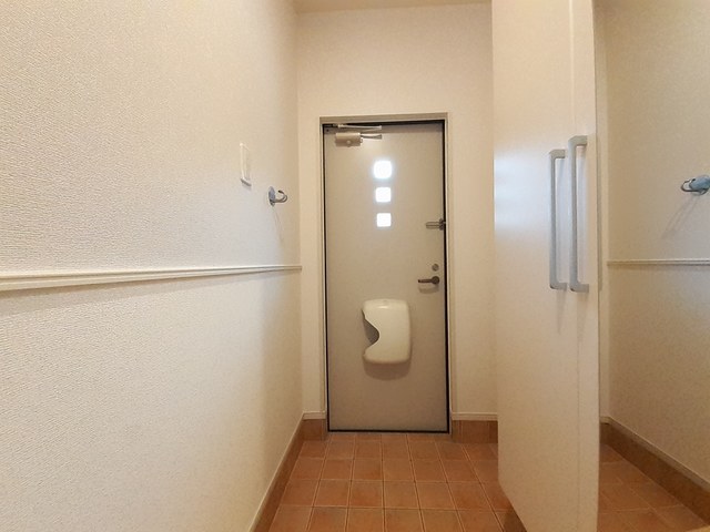 メゾン・ド・ルボア 玄関