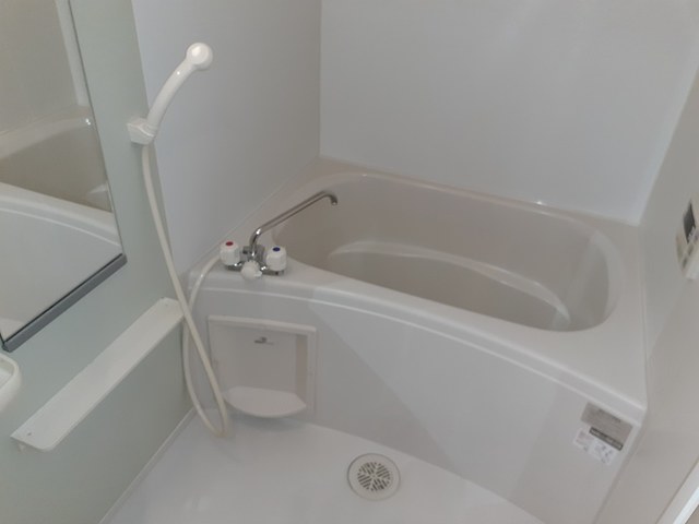 メゾン・フロールＩＭＡＫＵＢＯ 風呂画像