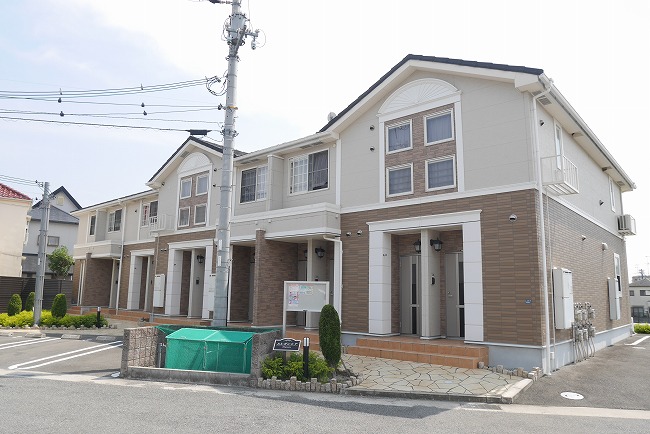 エレガンシア 外観