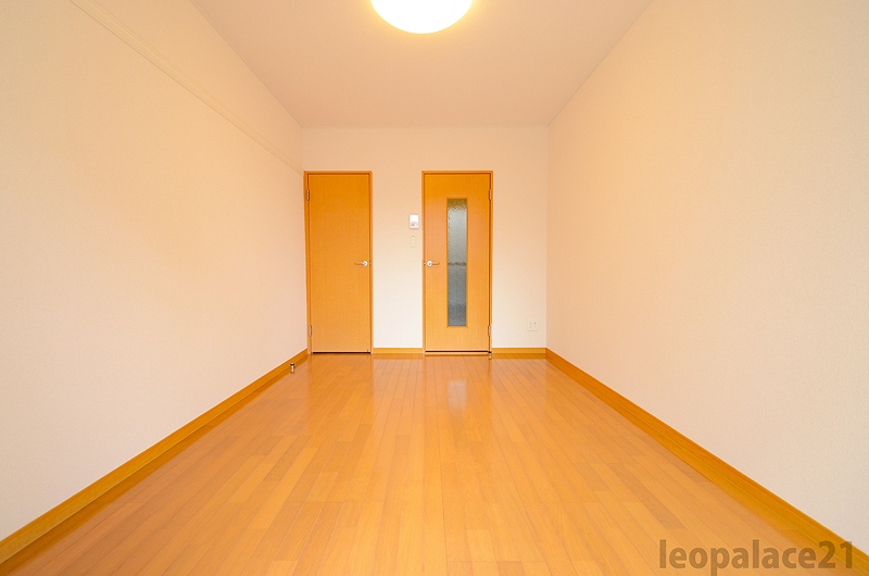 レオパレスＷｉｎｄⅡ ベッドルーム