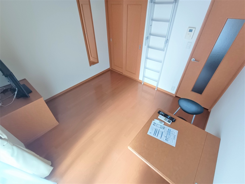 レオパレスカナール ベッドルーム