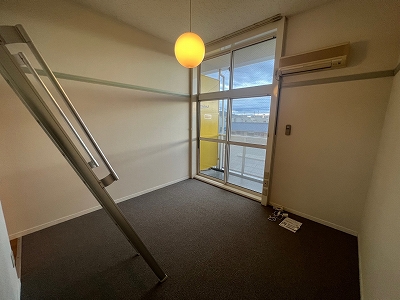 レオパレスＯｎｔｈｅｗｉｎｇ ベッドルーム