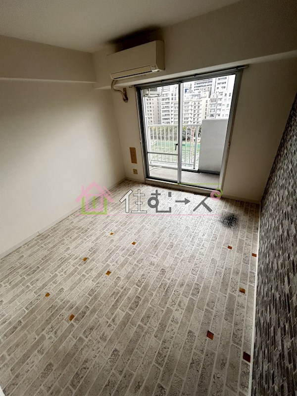 内外うつぼビル ベッドルーム