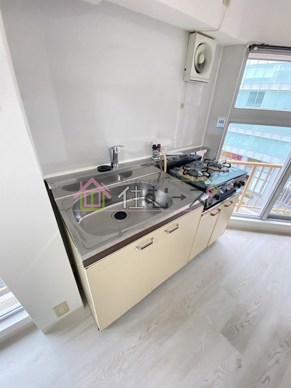 湊町ビル キッチン