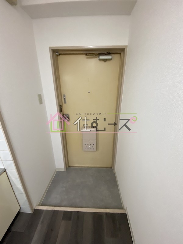 エスアイハイツ 玄関