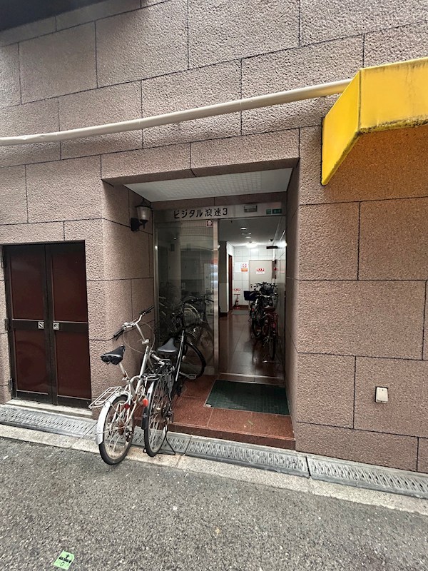ビジタル浪速3 エントランス