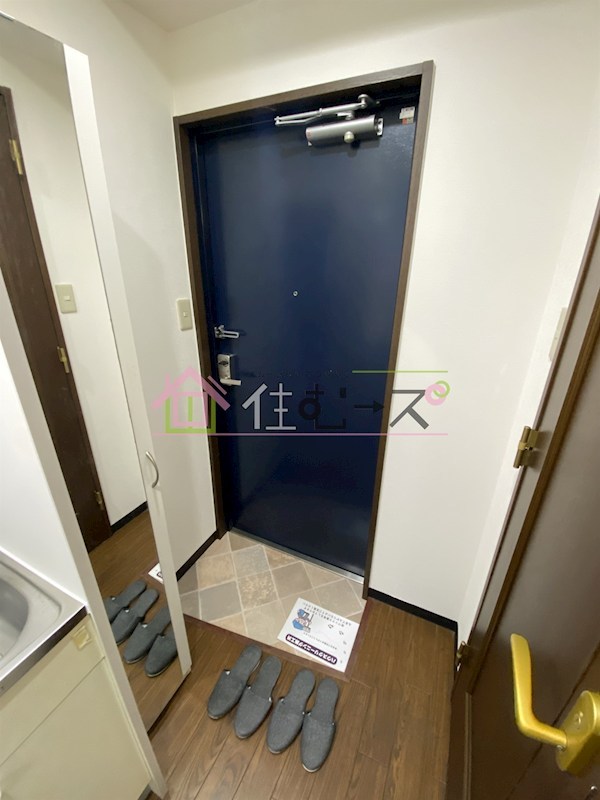 ヴィラ弐番館 玄関