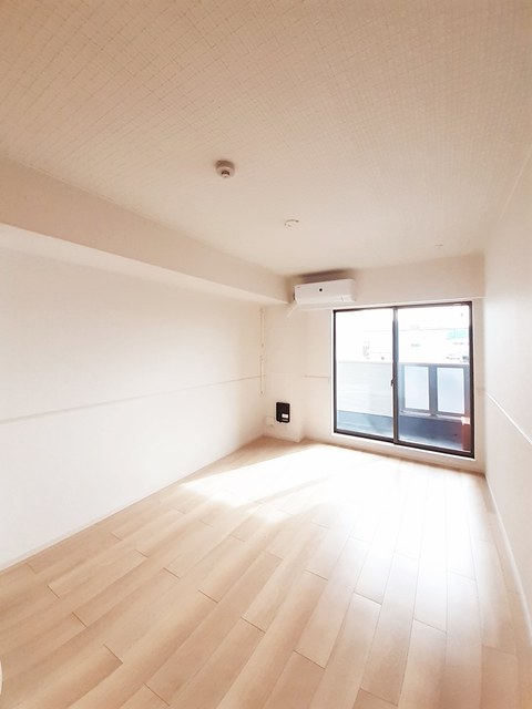 エテルノ泉南馬場 リビング