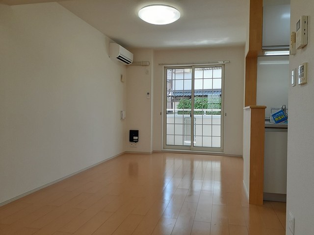 メゾンＦ－Ⅱ リビング