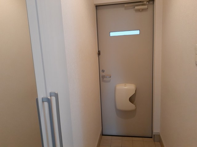 アイリスコート 玄関