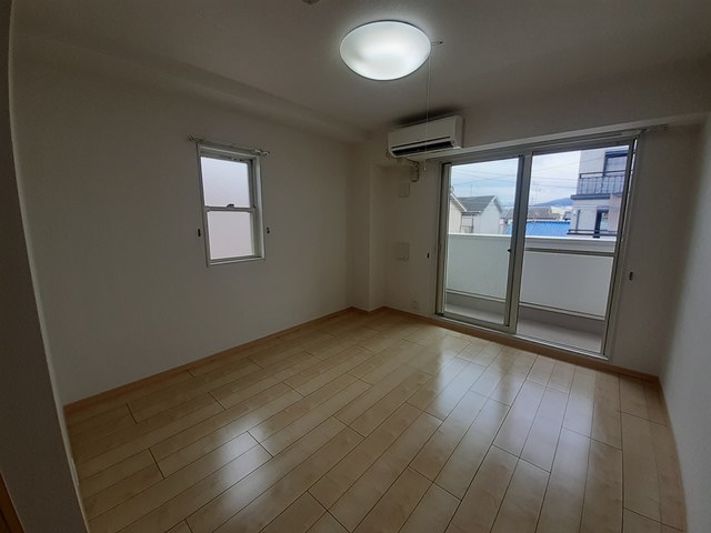 ラージ その他7