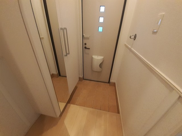 フィオーレ　くみのき 玄関